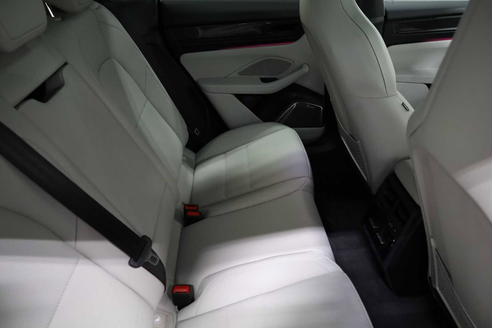 New 2025 Porsche Macan Turbo Electric image 43