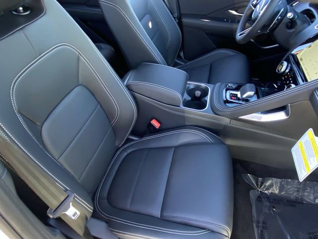Used 2024 Jaguar E-PACE R-Dynamic SE image 10