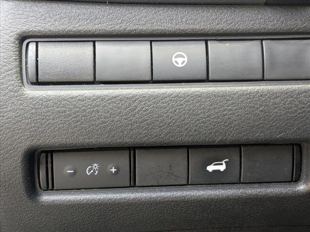 Used 2021 Nissan Rogue SV w/ Premium Package FWD image 17