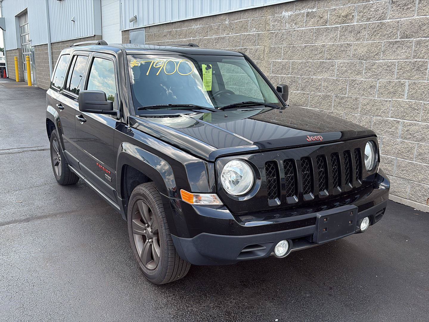 Used 2016 Jeep Patriot 75th Anniversary w/ Power Value Group FWD image 2