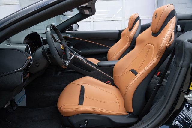 Used 2025 Ferrari Roma Spider image 32