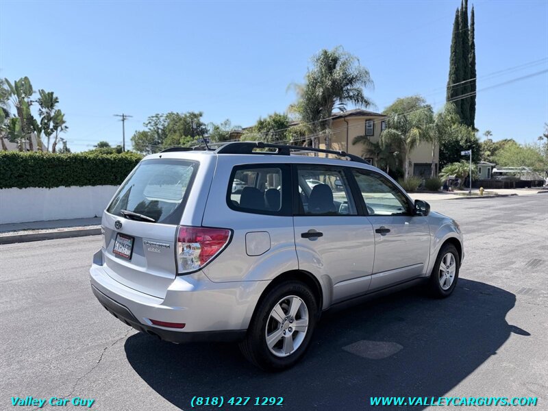 Used 2012 Subaru Forester 2.5X w/ Alloy Wheel Pkg AWD/4WD image 4