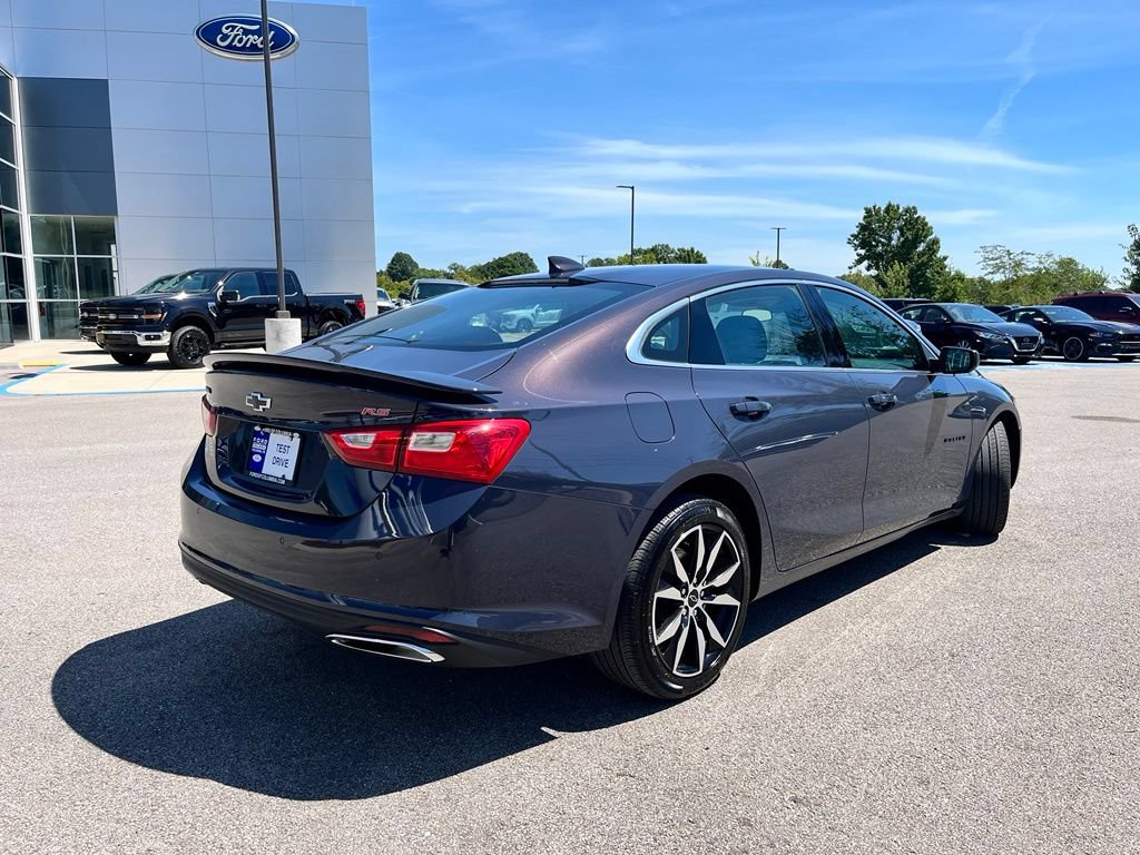Used 2025 Chevrolet Malibu RS FWD image 5
