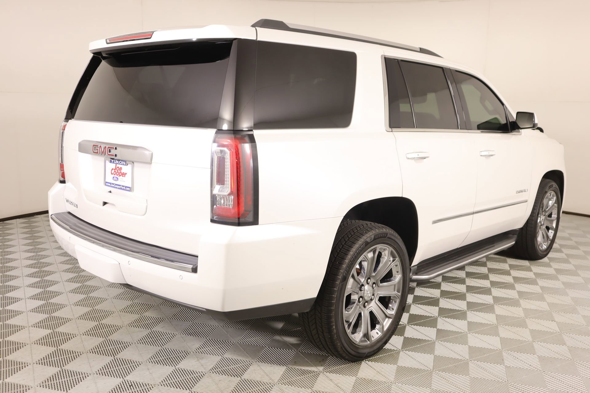 Used 2016 GMC Yukon Denali w/ Open Road Package image 25