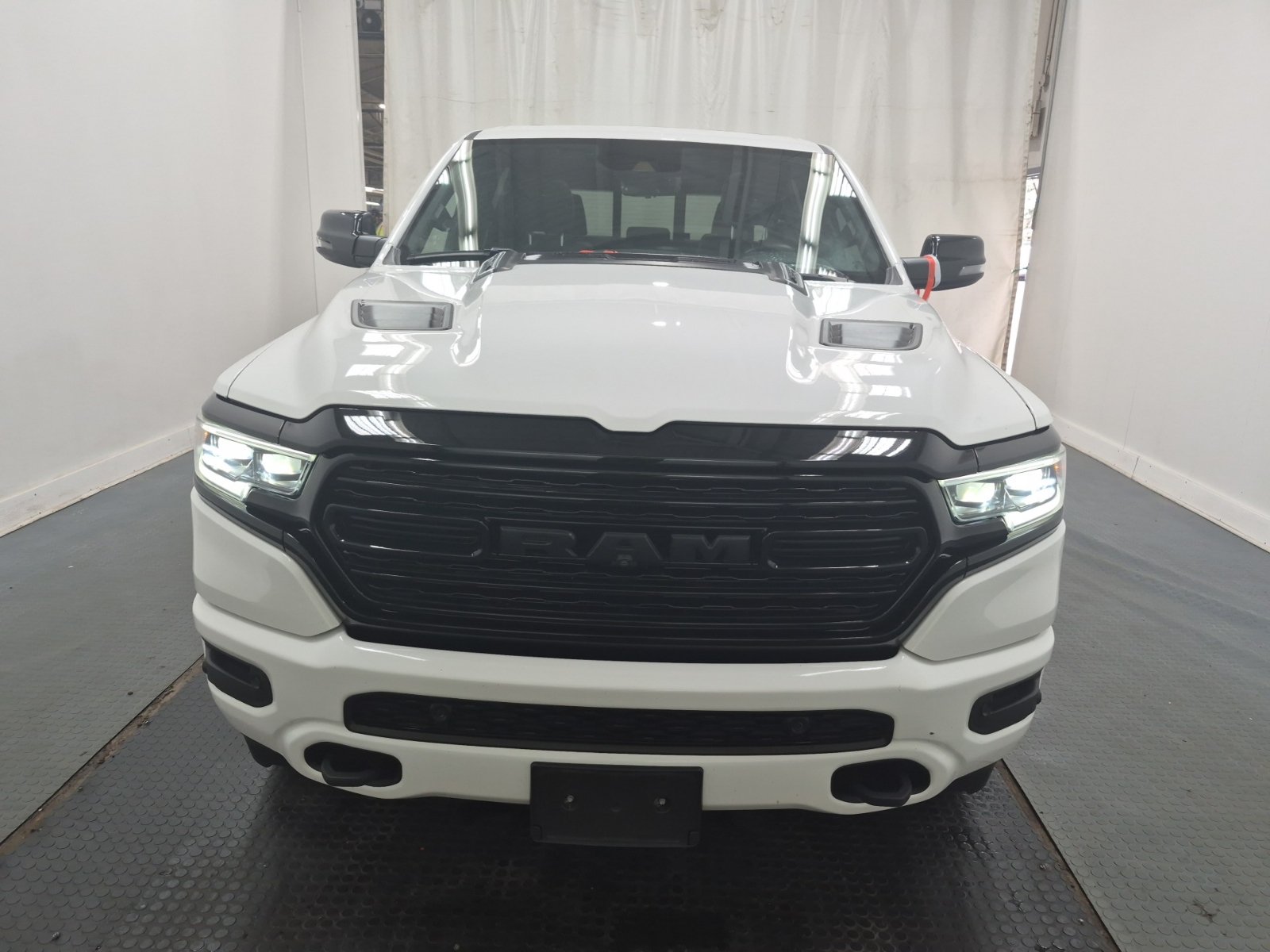 Used 2023 RAM 1500 Limited AWD/4WD image 7