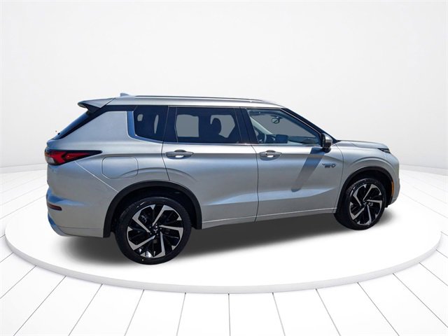 New 2025 Mitsubishi Outlander SEL image 4