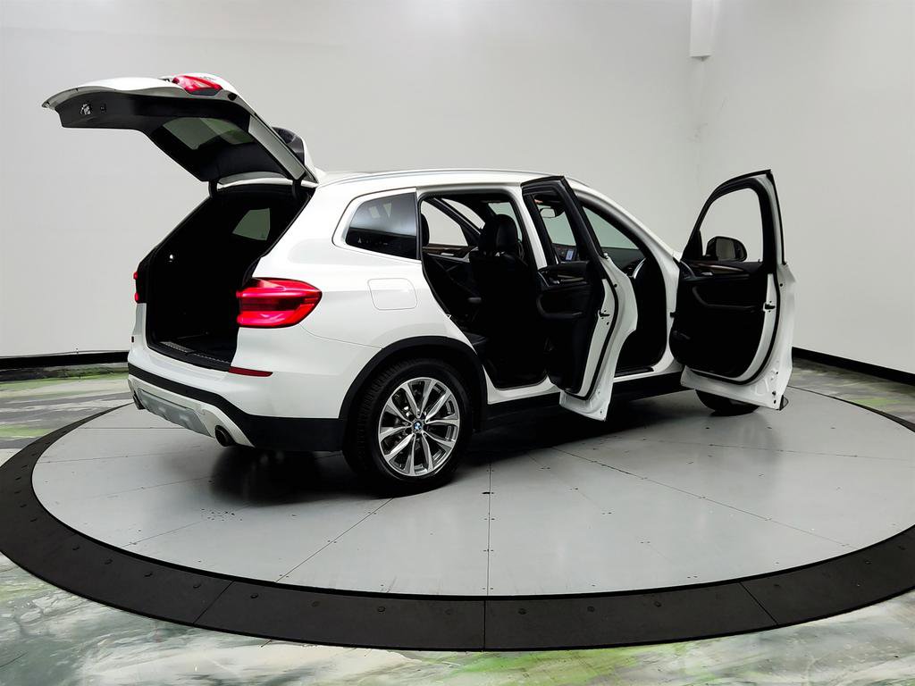 Used 2018 BMW X3 xDrive30i AWD/4WD image 11