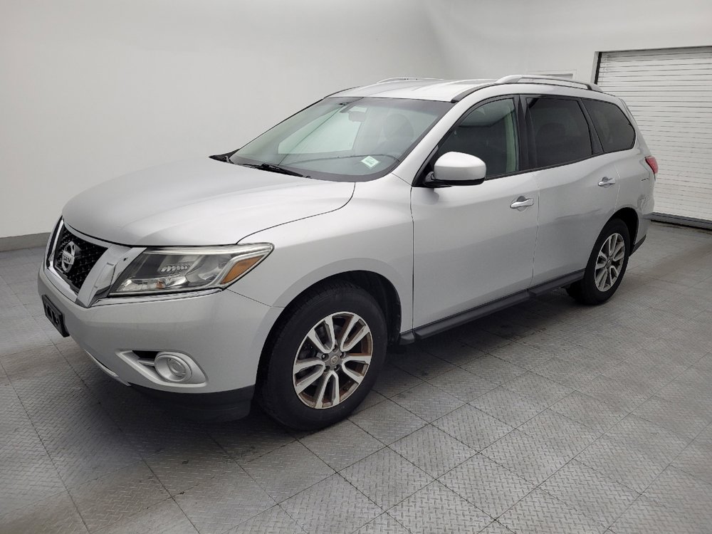 Used 2016 Nissan Pathfinder S AWD/4WD image 2