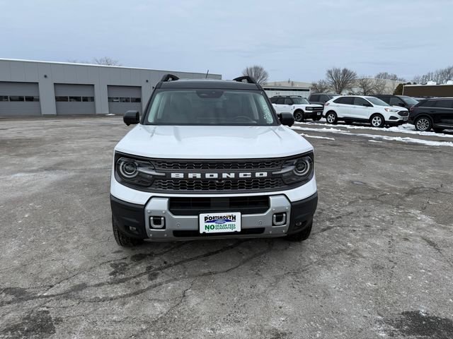 Used 2025 Ford Bronco Sport Badlands image 8