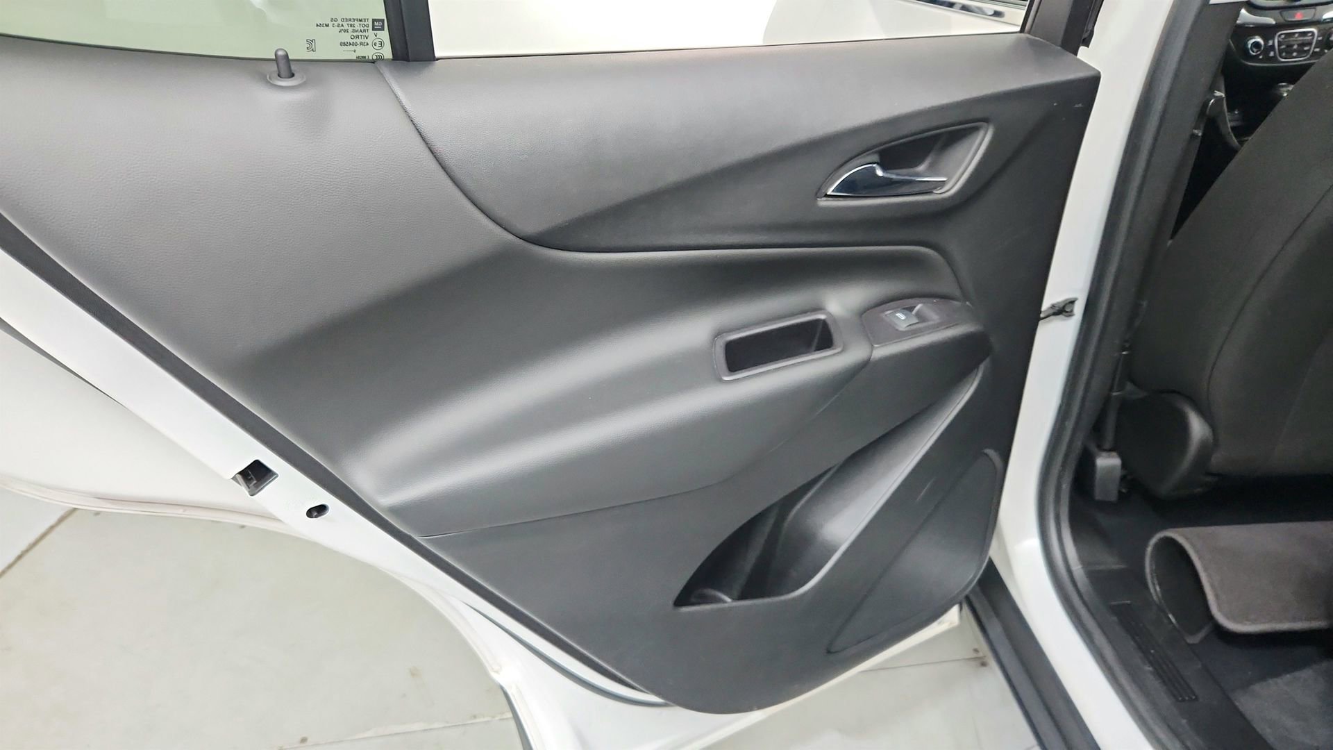 Used 2020 Chevrolet Equinox LT AWD/4WD image 20