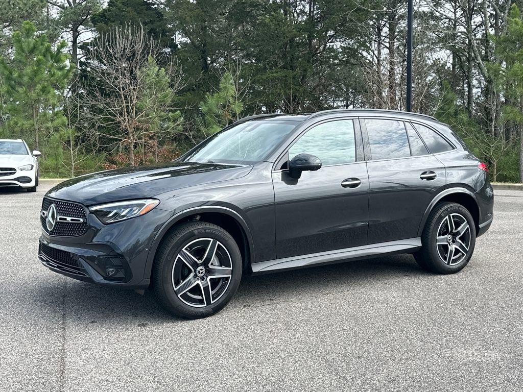Certified 2025 Mercedes-Benz GLC 300 4MATIC image 5