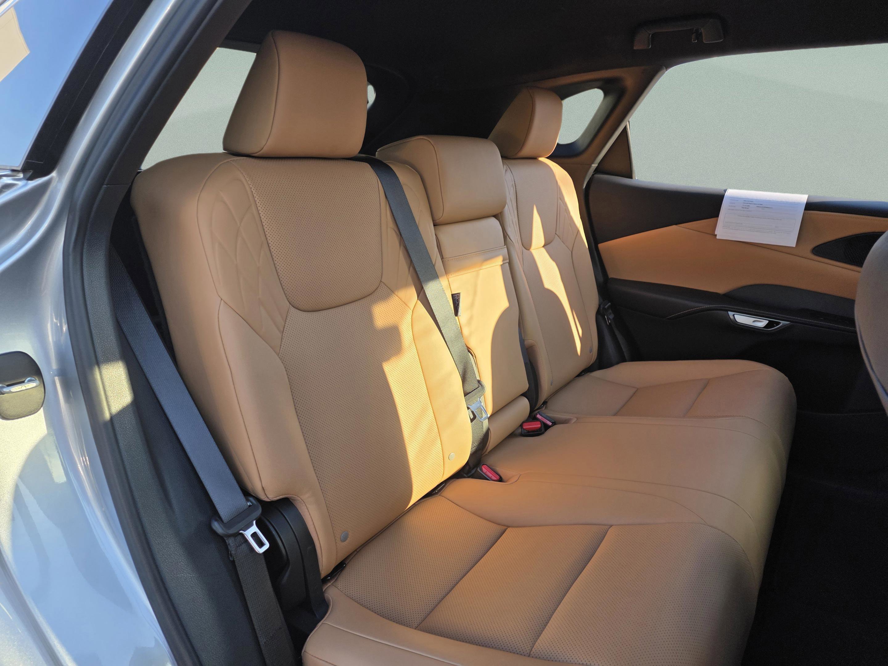 Used 2025 Lexus RX 350 FWD w/ Technology Package image 27