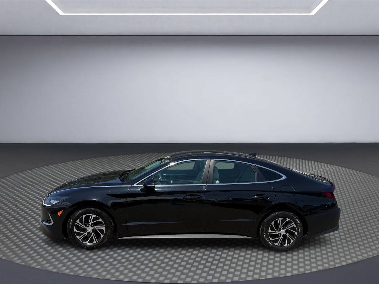 Used 2021 Hyundai Sonata Blue FWD image 4