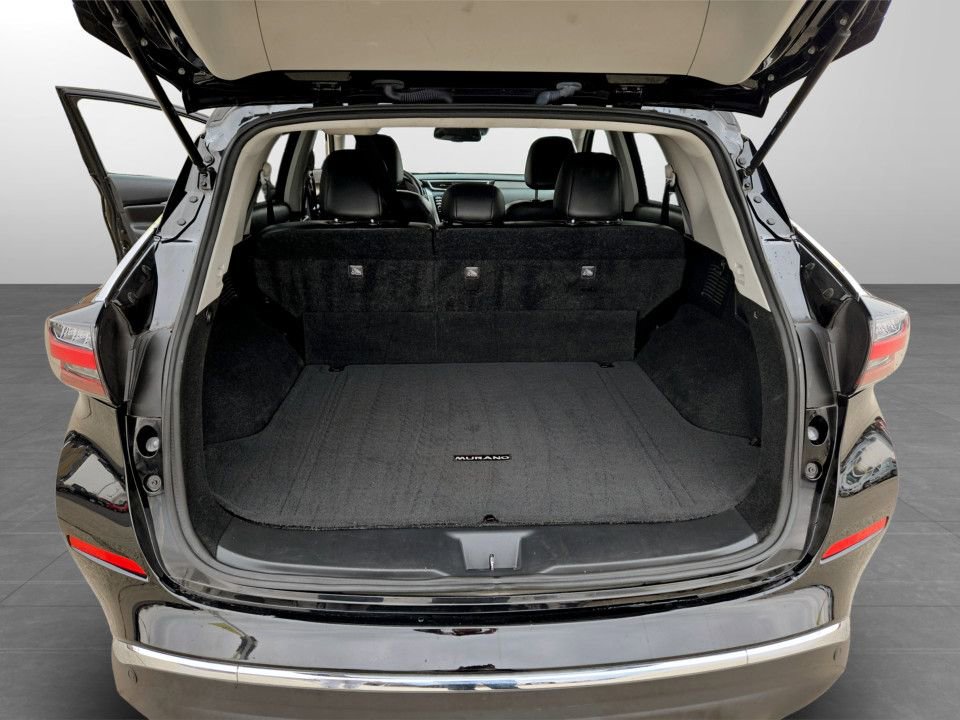 Used 2023 Nissan Murano SV image 32