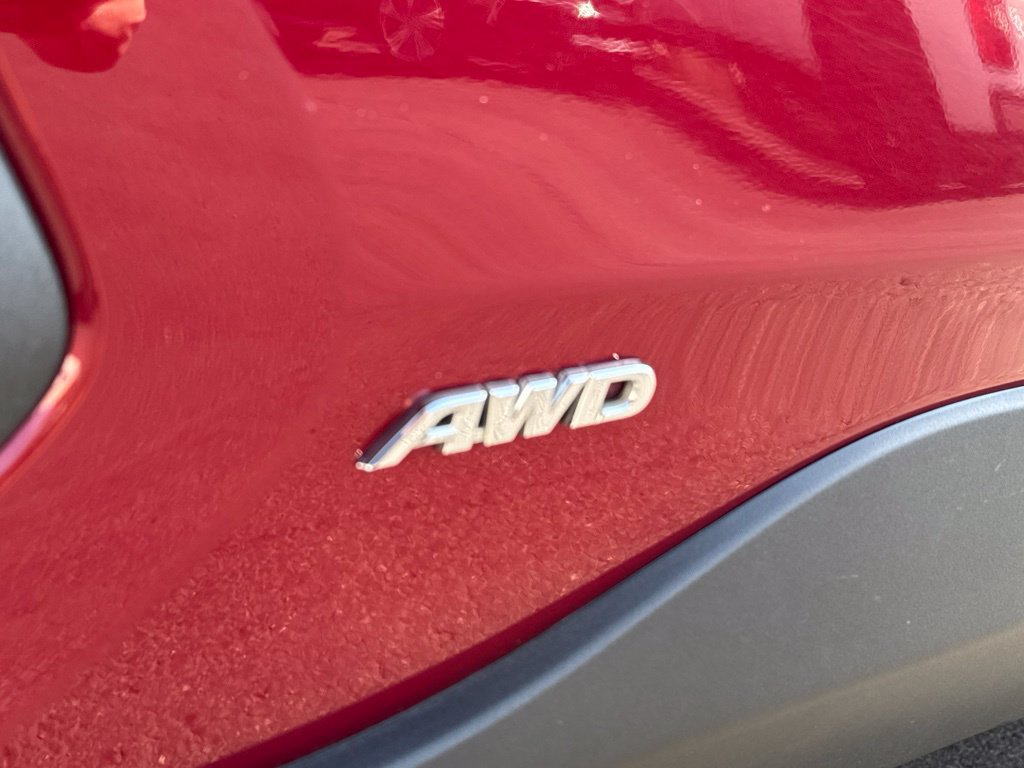 Used 2020 Toyota RAV4 XLE w/ All Weather Liner Package AWD/4WD image 10