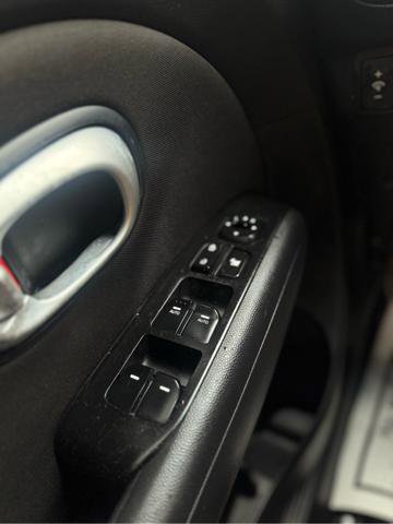 Used 2016 Kia Soul + image 17