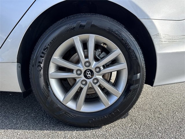 Used 2016 Hyundai Sonata SE image 19