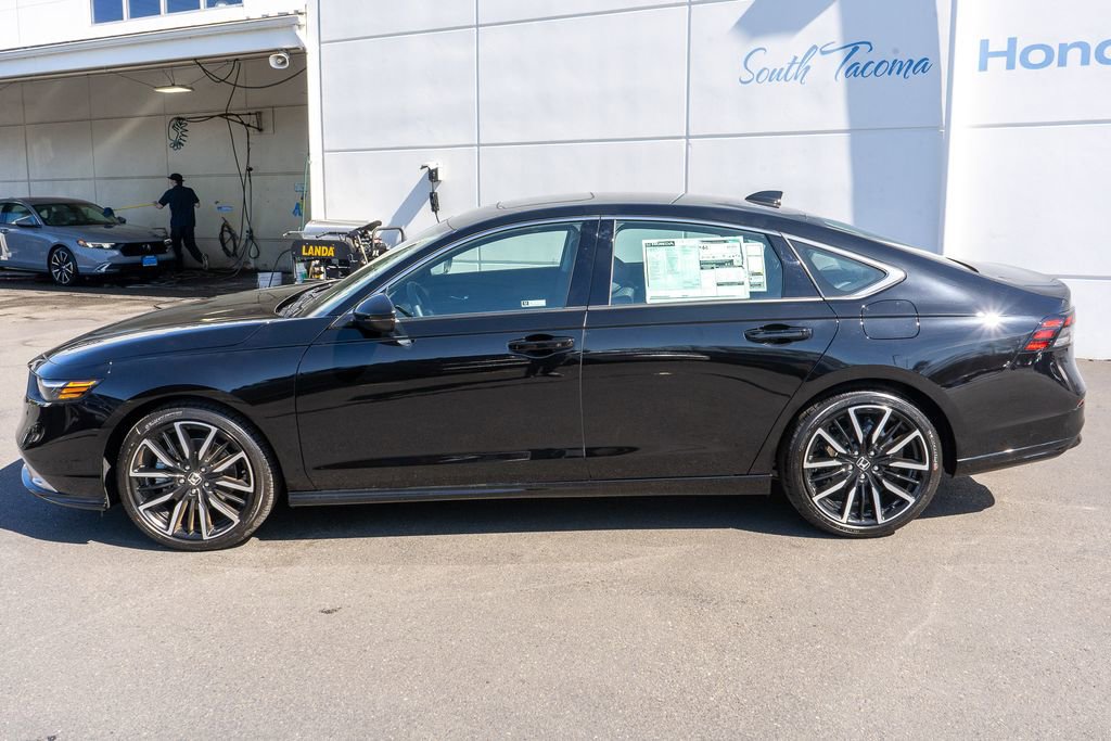 New 2026 Honda Accord Touring image 9