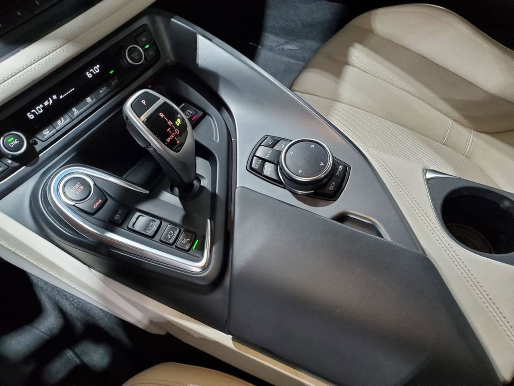 Used 2016 BMW i8 image 34