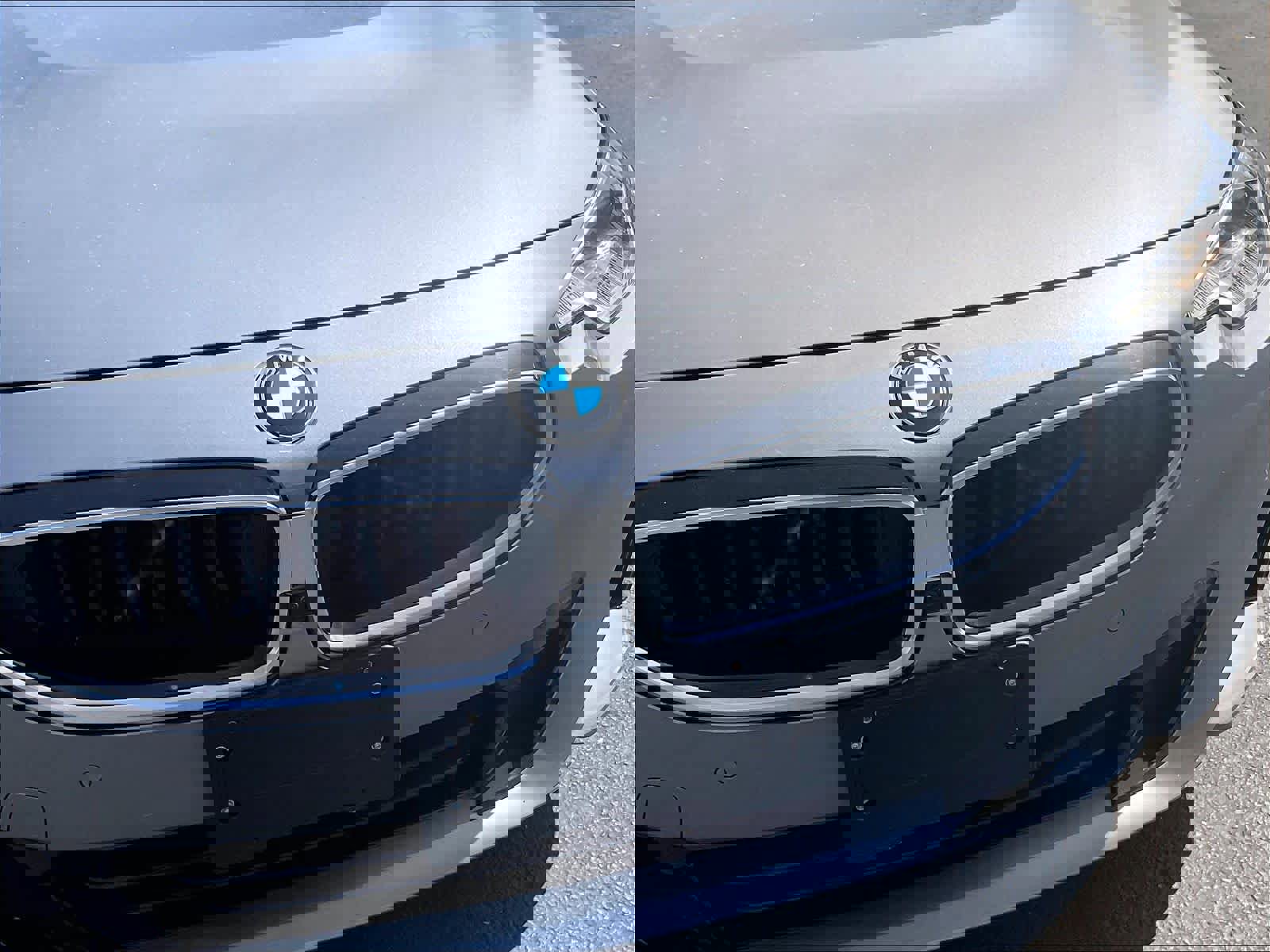 Used 2025 BMW 230i 230i w/ Premium Package image 32