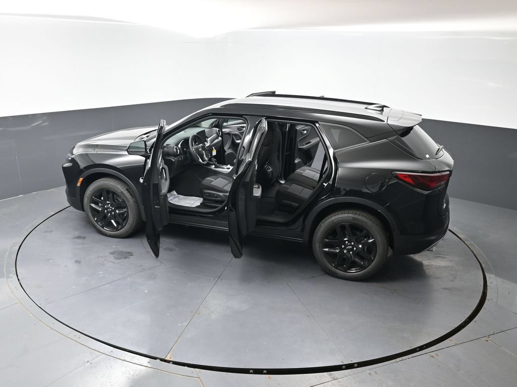 New 2026 Chevrolet Blazer LT w/ Convenience Package AWD/4WD image 48