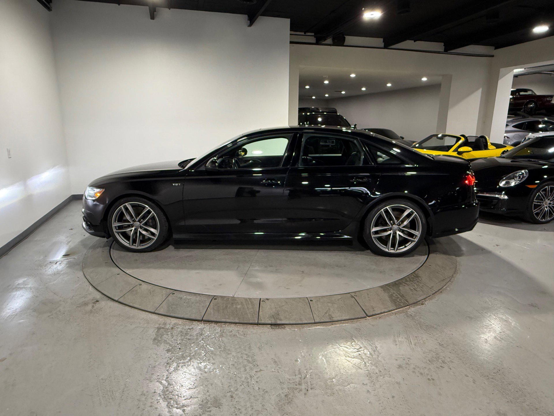 Used 2018 Audi S6 Prestige w/ Prestige Package image 17