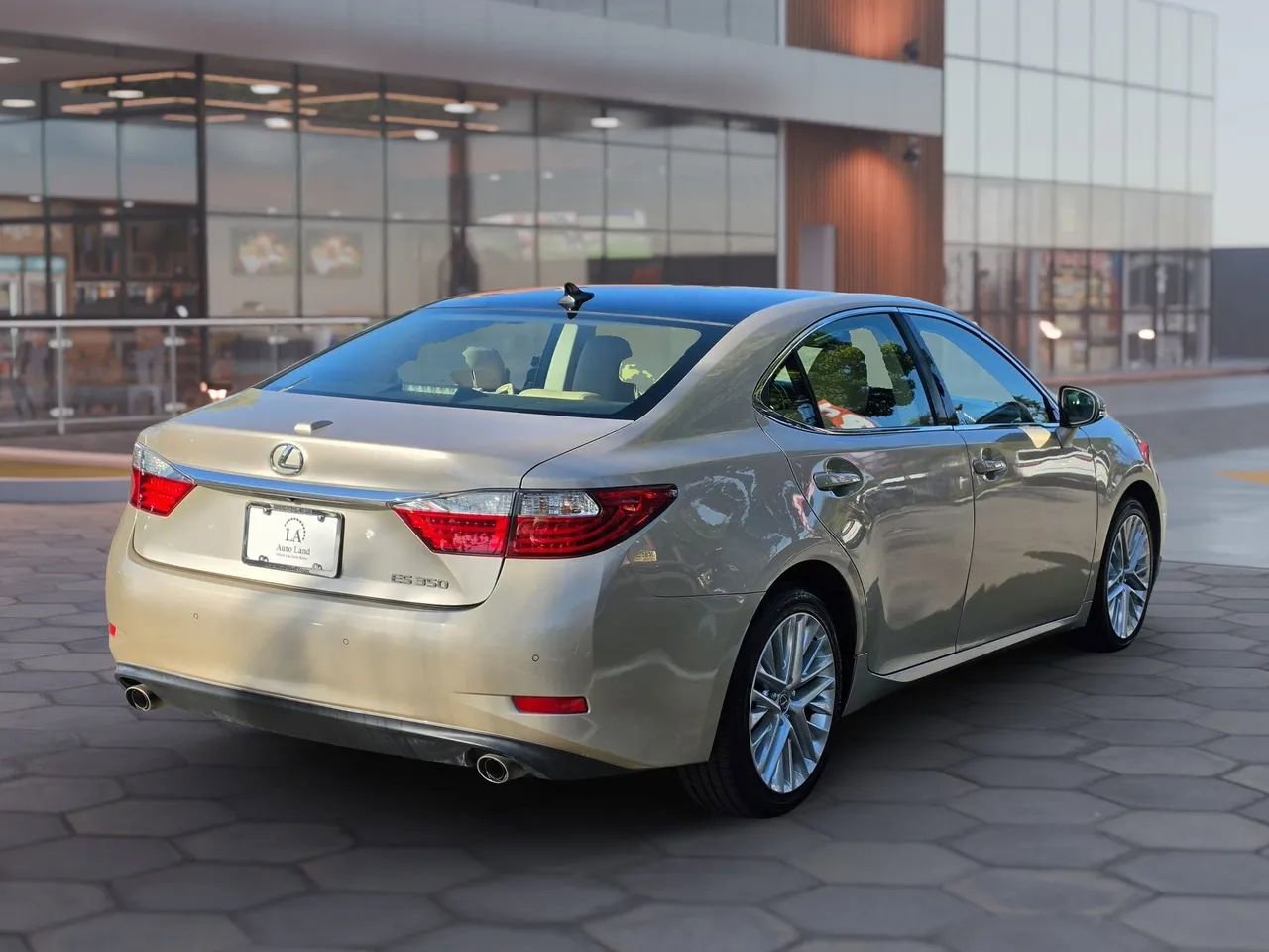 Used 2013 Lexus ES 350 FWD image 6