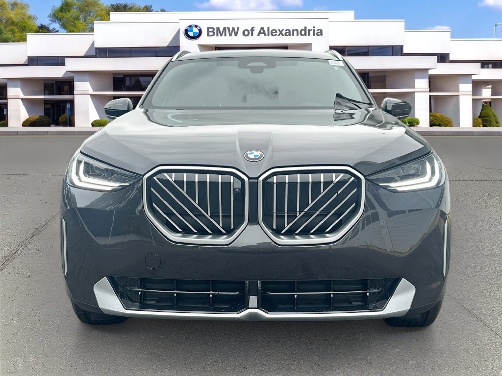 New 2026 BMW X3 xDrive30i w/ Premium Package AWD/4WD image 2