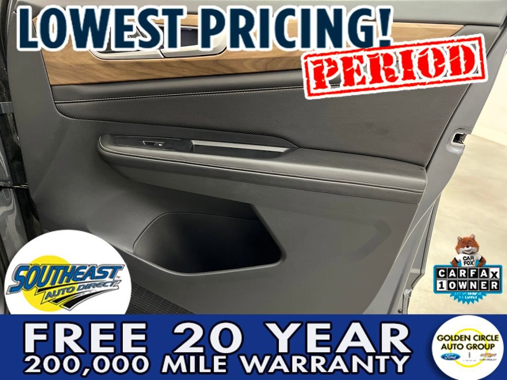 Used 2025 Volkswagen Atlas SE image 26