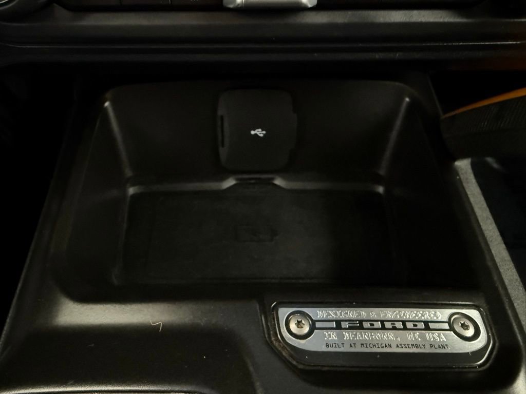 Used 2023 Ford Bronco Badlands image 37