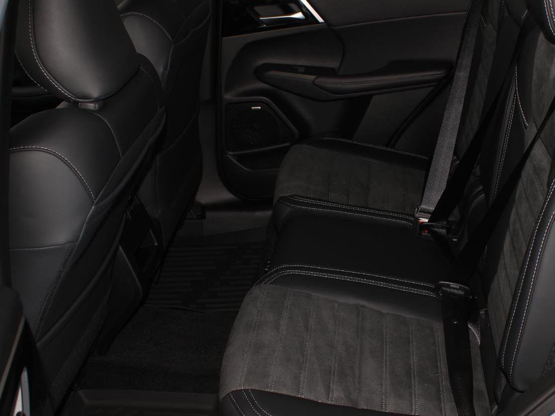 New 2026 Mitsubishi Outlander Trail Edition image 18