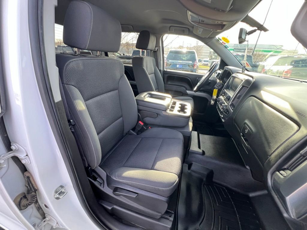 Used 2017 Chevrolet Silverado 1500 LT w/ All Star Edition image 27