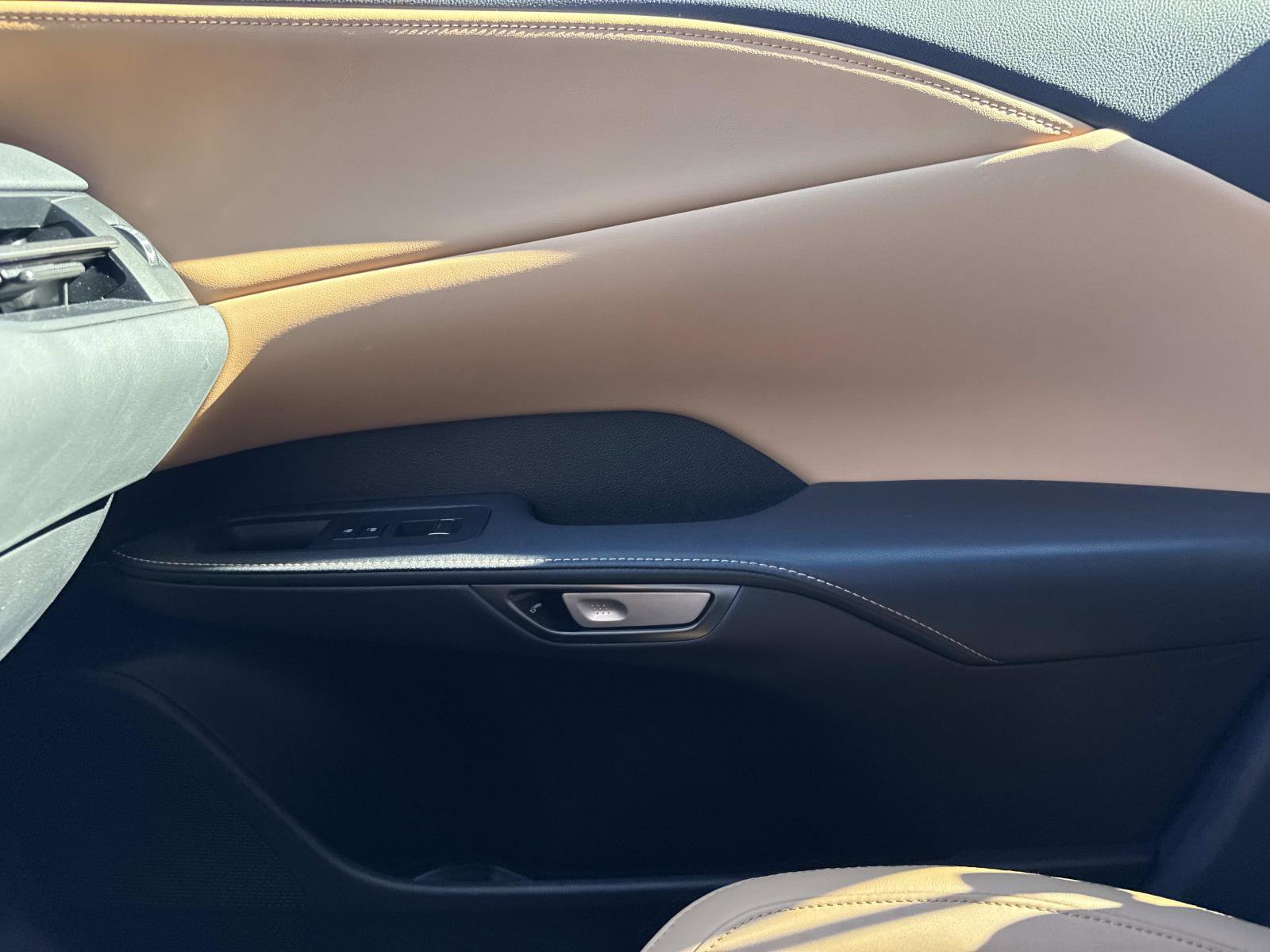 Certified 2025 Lexus RX 350 FWD image 22