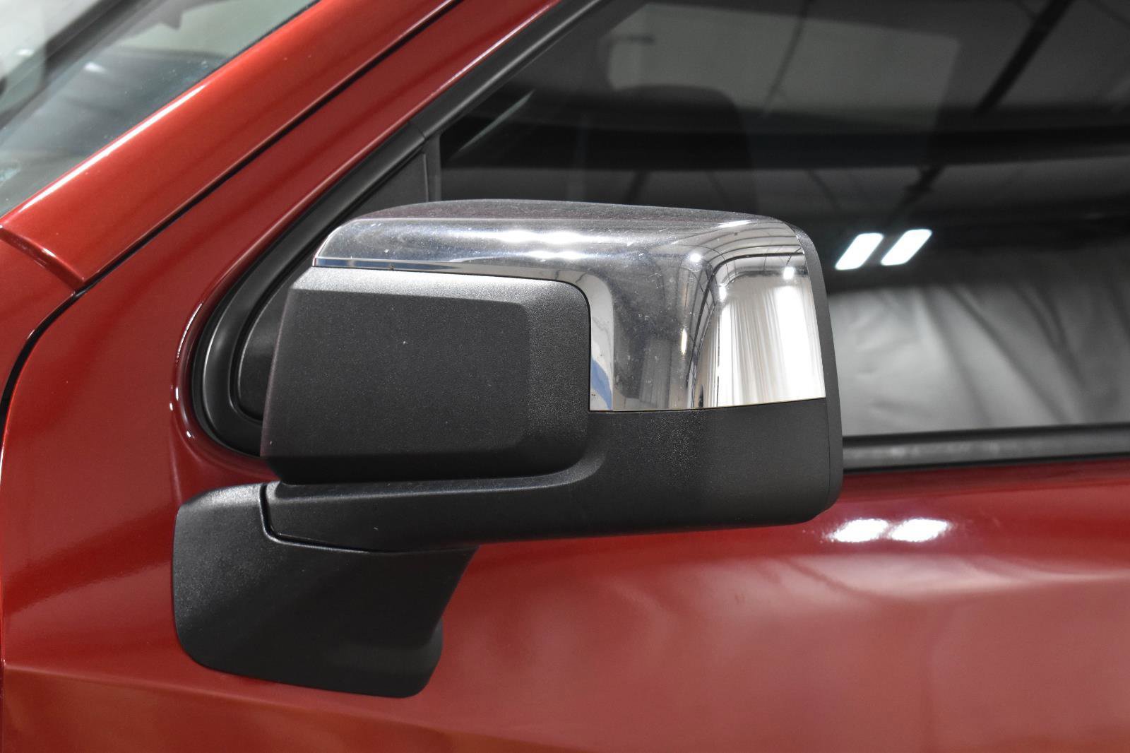 Used 2021 Chevrolet Silverado 1500 LT image 32