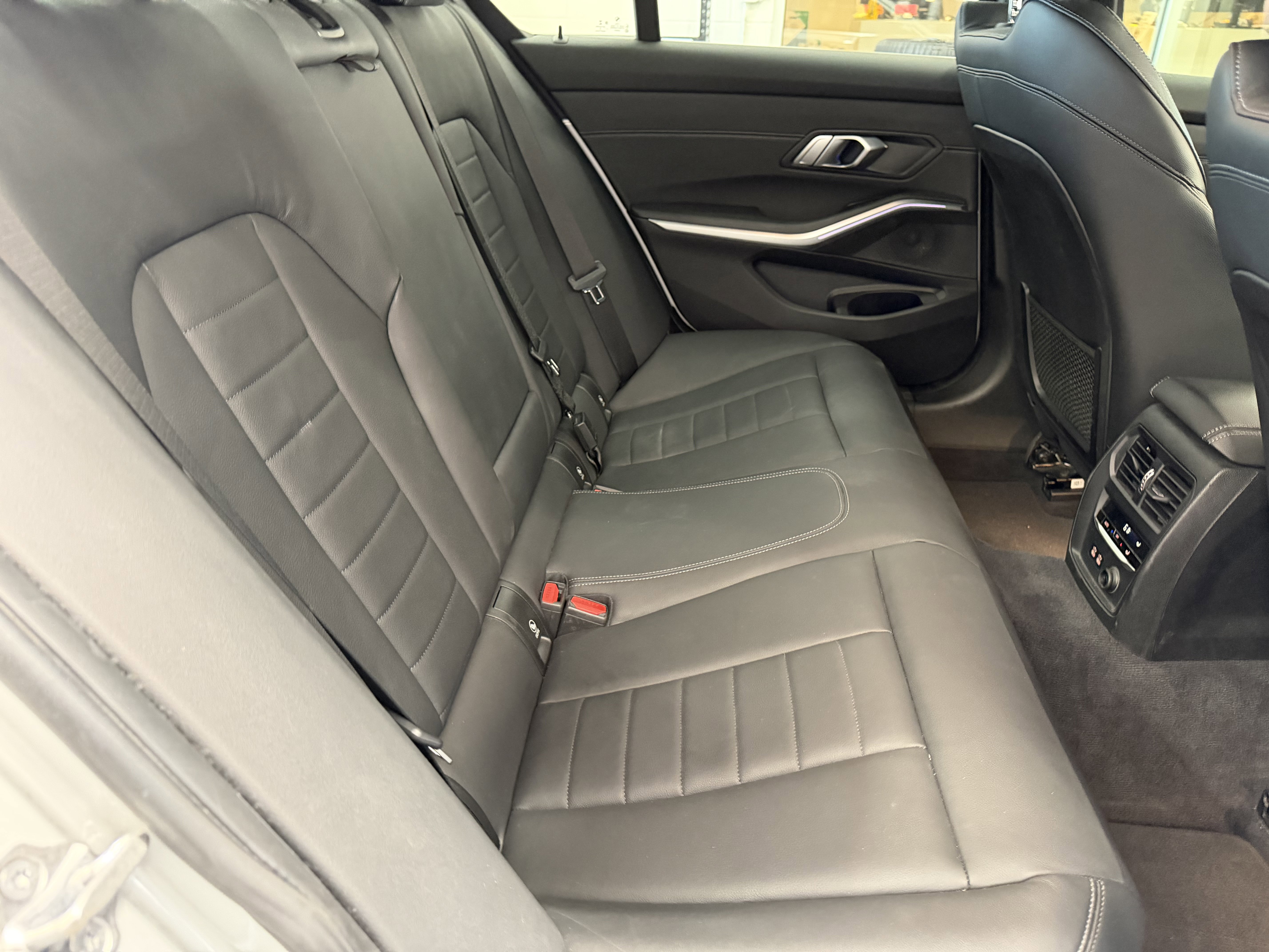 Used 2019 BMW 330i Sedan w/ Premium Package RWD image 30