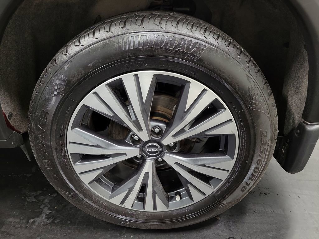 Used 2023 Nissan Rogue SV AWD/4WD image 10