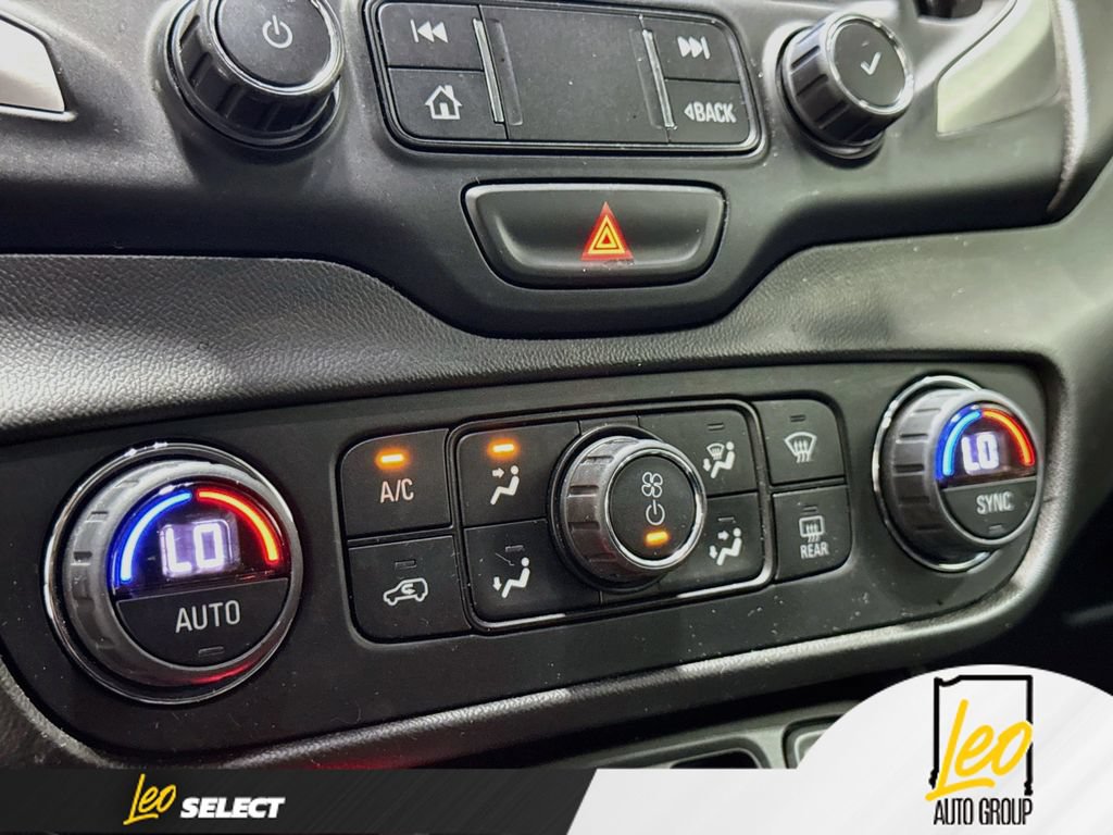 Used 2020 GMC Terrain SLT w/ Preferred Package FWD image 17