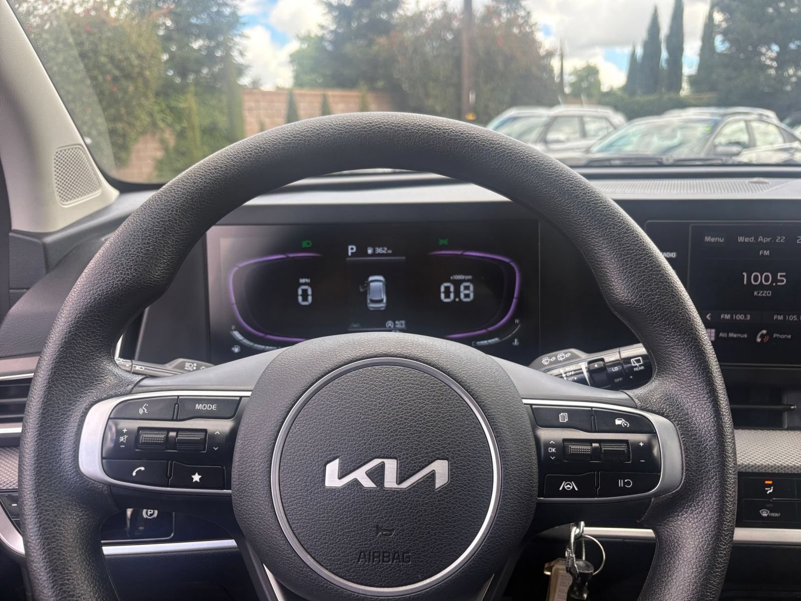 Used 2025 Kia Sportage LX FWD image 27