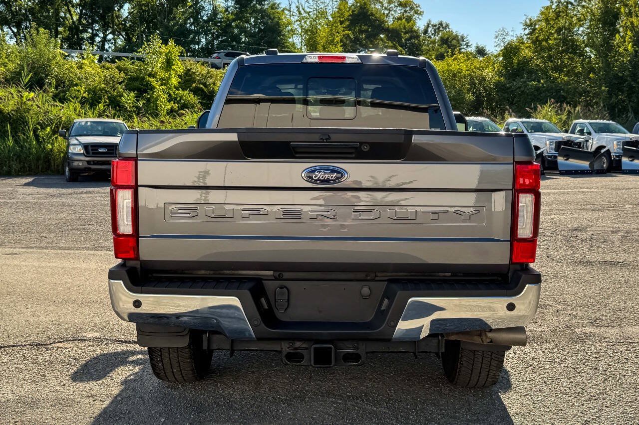 Used 2021 Ford F350 Lariat w/ Lariat Ultimate Package AWD/4WD image 4