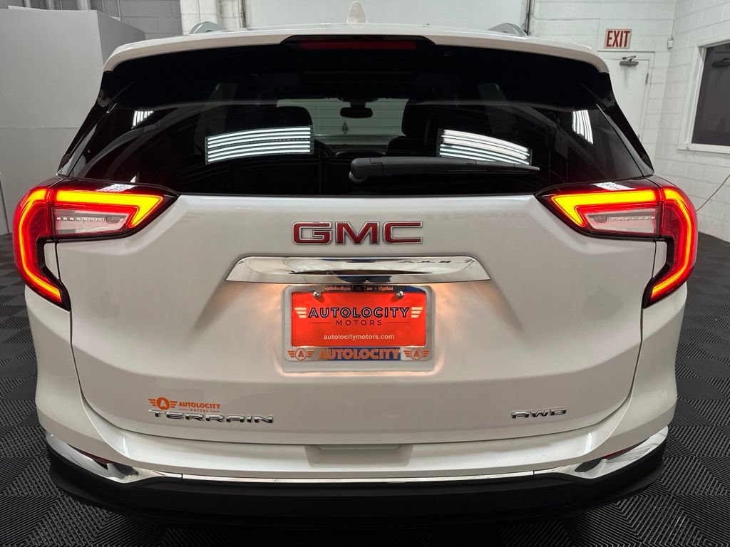Used 2022 GMC Terrain SLT AWD/4WD image 9