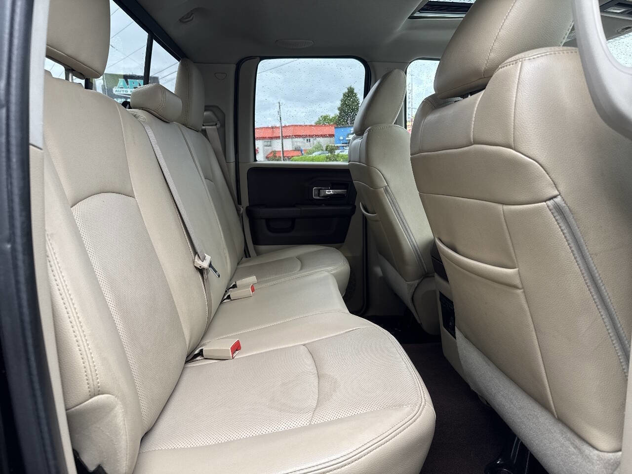 Used 2013 RAM 1500 Laramie w/ Convenience Group AWD/4WD image 20