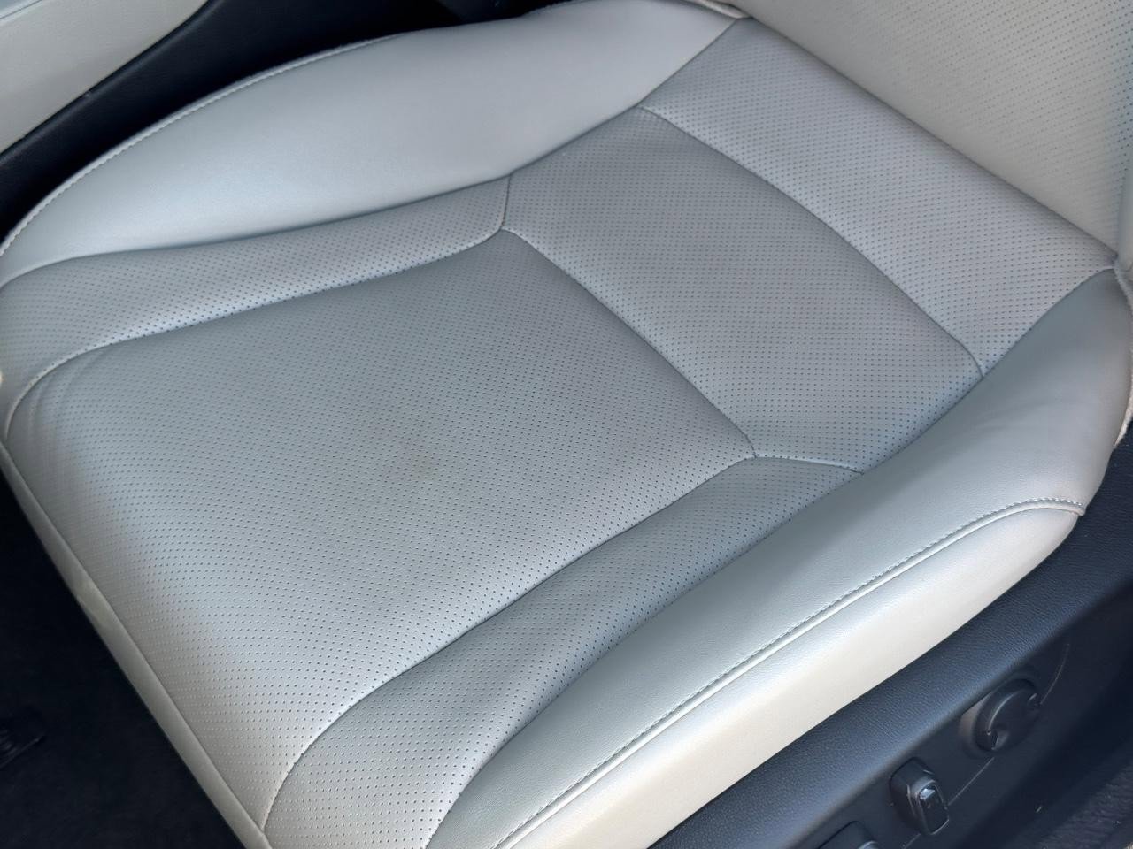 Used 2023 Honda Accord EX-L image 26