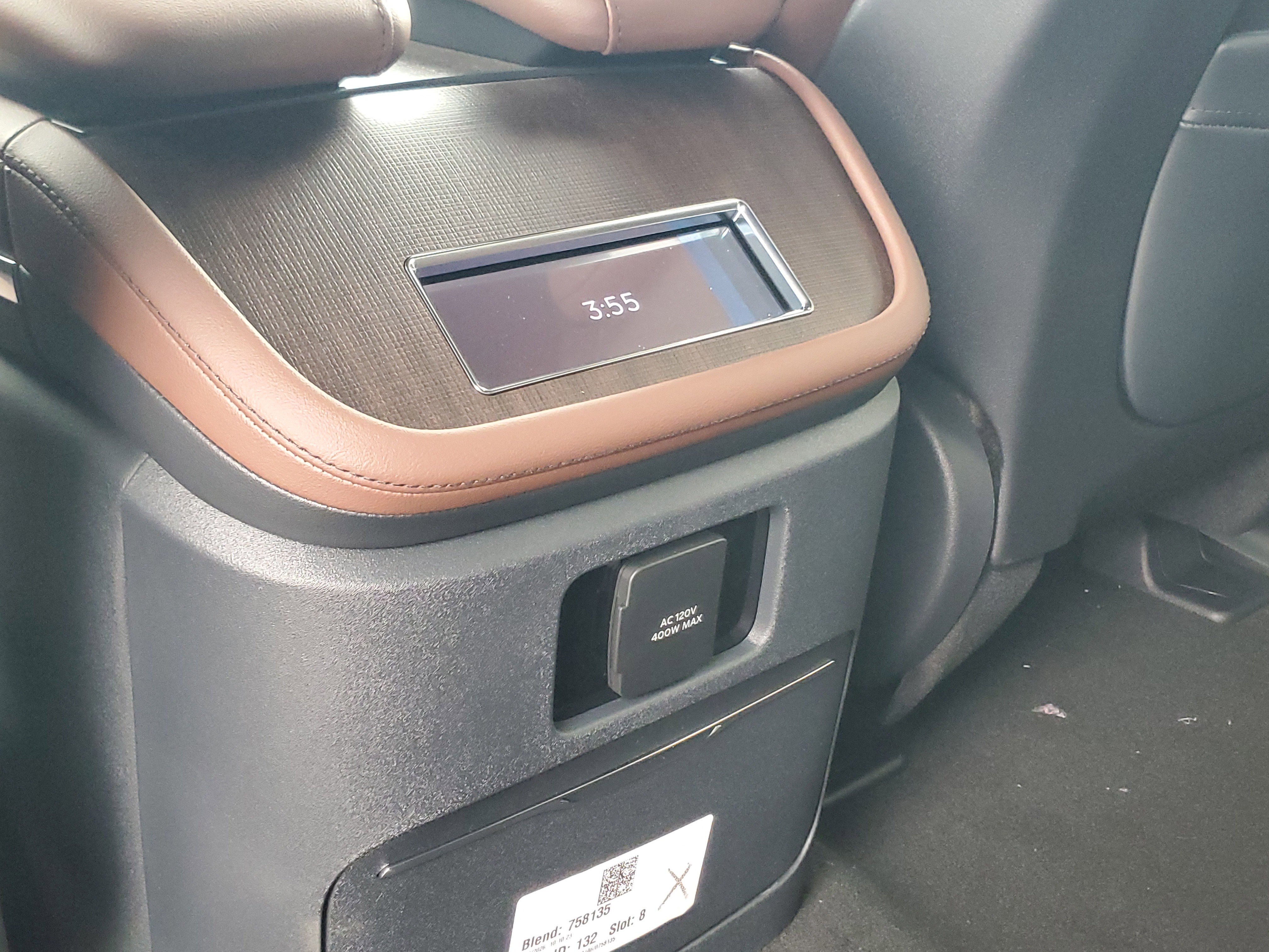 New 2026 Lincoln Navigator L Reserve AWD/4WD image 29