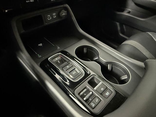 Used 2025 Honda Pilot EX-L image 23