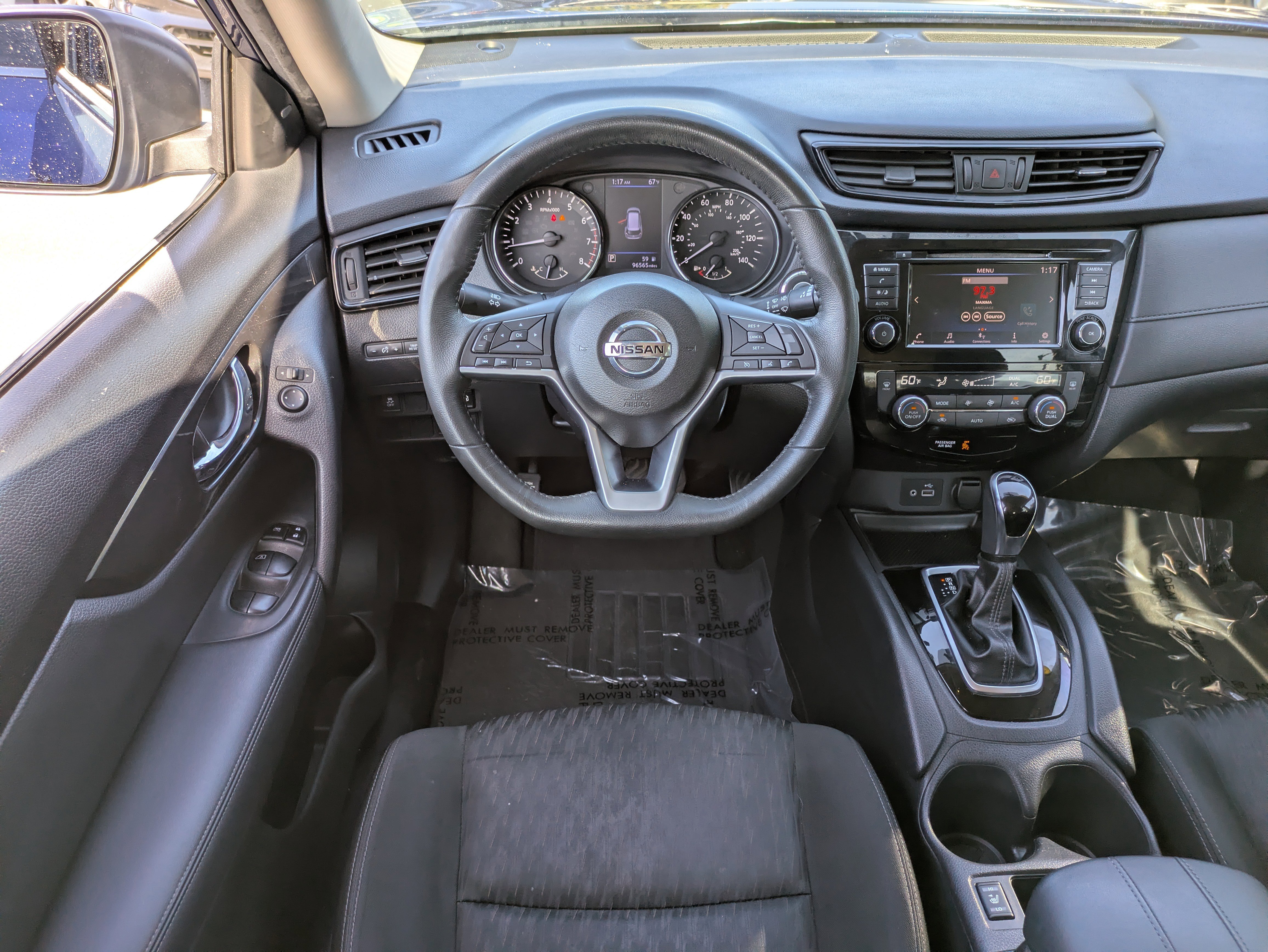 Used 2018 Nissan Rogue SV image 17