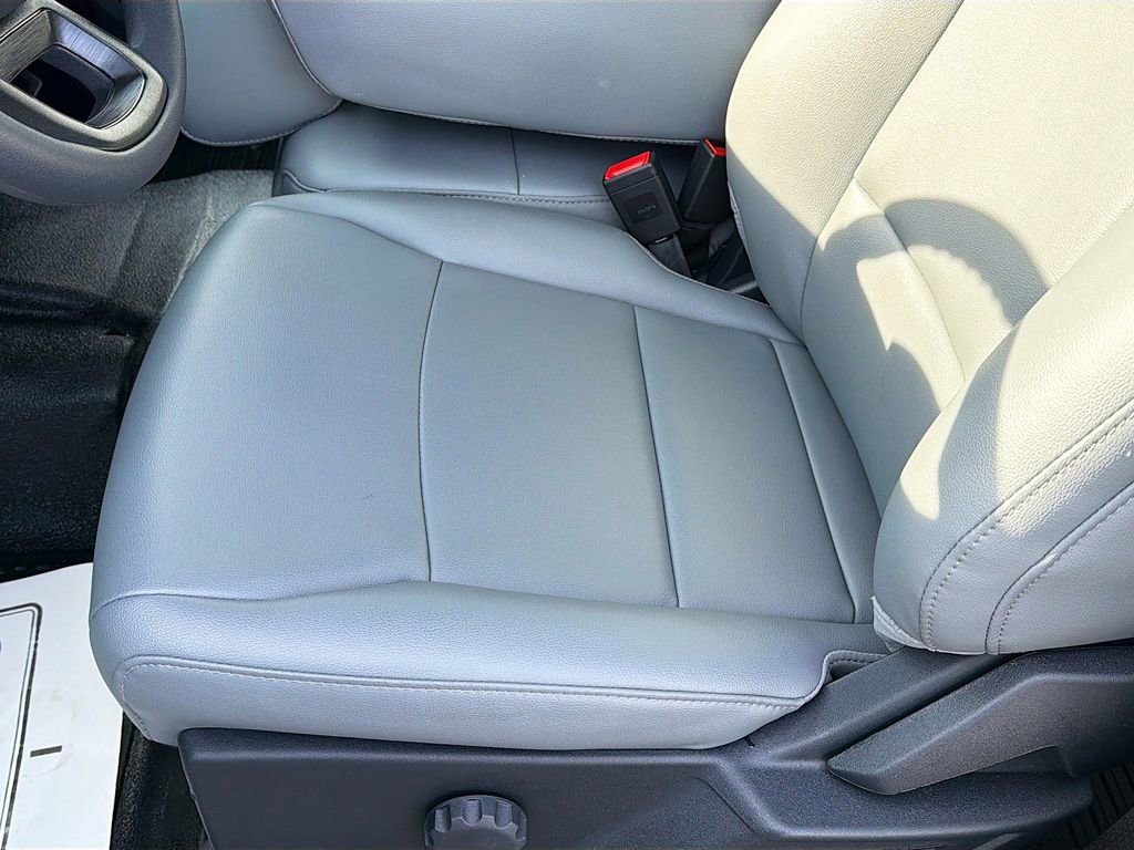 New 2026 Ford F550 4x4 Crew Cab image 17