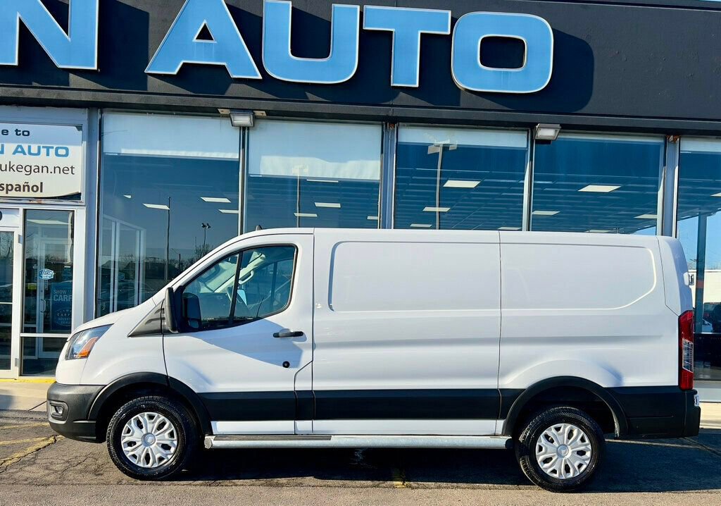 Used 2024 Ford Transit 250 Low Roof w/ Exterior Upgrade Package image 30