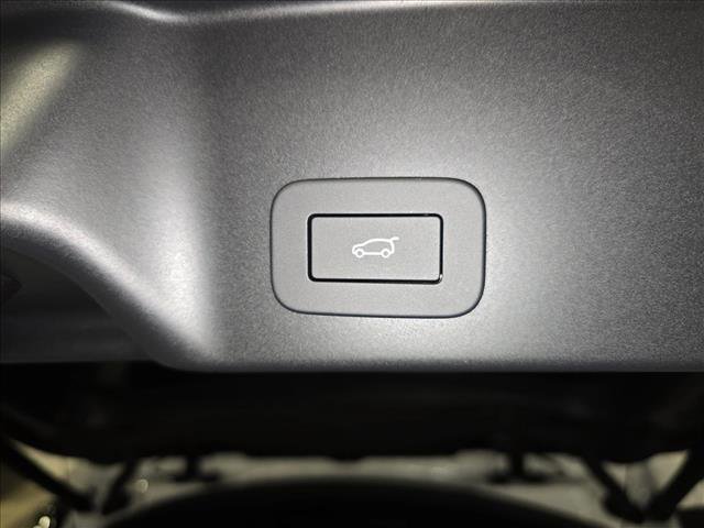 New 2026 Land Rover Range Rover Evoque S image 13