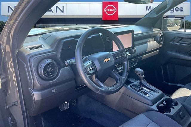 Used 2023 Chevrolet Colorado W/T image 15