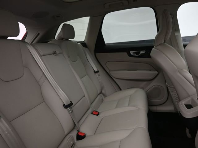 Used 2023 Volvo XC60 B5 Plus w/ Climate Package image 33